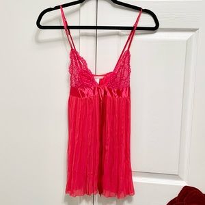 Victoria’s Secret Crinkle Pleated Babydoll Chemise - Hot Pink - XS